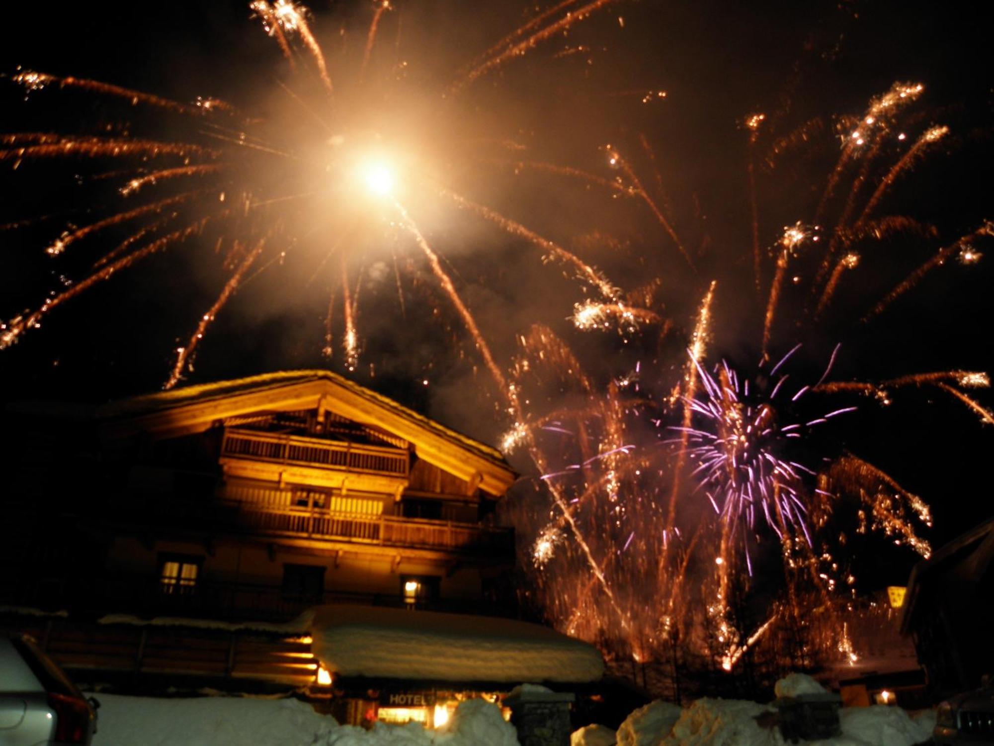 Hotel Miravidi A Cervinia 브루일서비니아 외부 사진