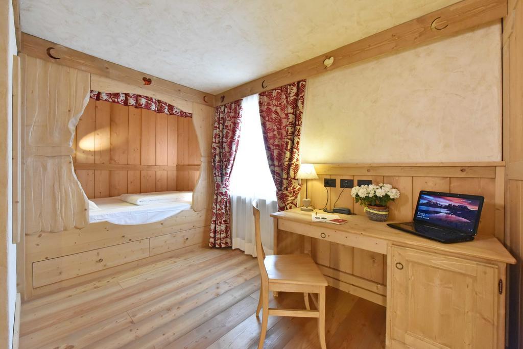 Hotel Miravidi A Cervinia 브루일서비니아 외부 사진