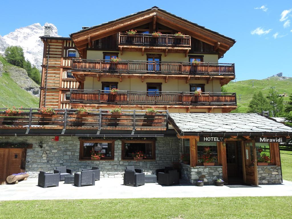 Hotel Miravidi A Cervinia 브루일서비니아 외부 사진