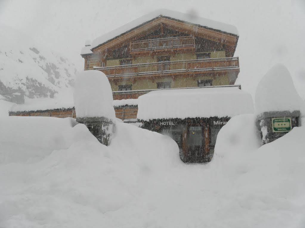 Hotel Miravidi A Cervinia 브루일서비니아 외부 사진